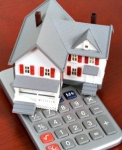 house and calculator image